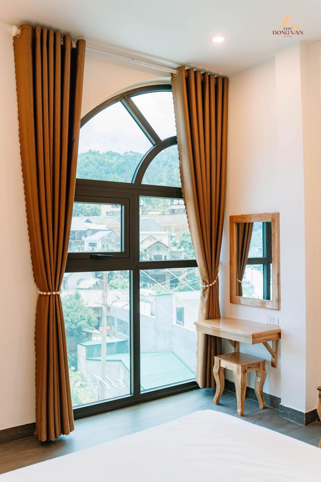 Epic Dong Van Hotel Ngoại thất bức ảnh