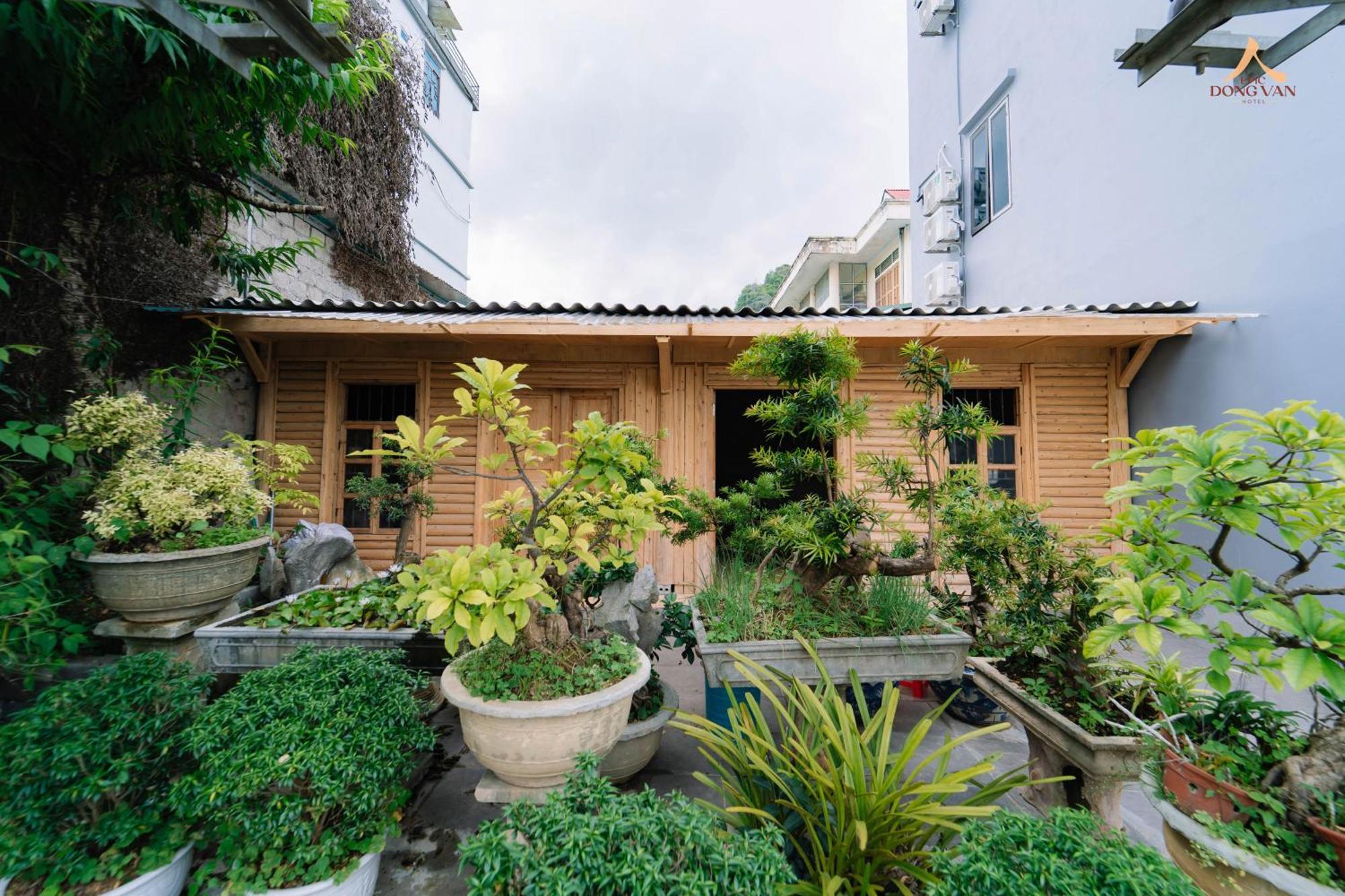 Epic Dong Van Hotel Ngoại thất bức ảnh