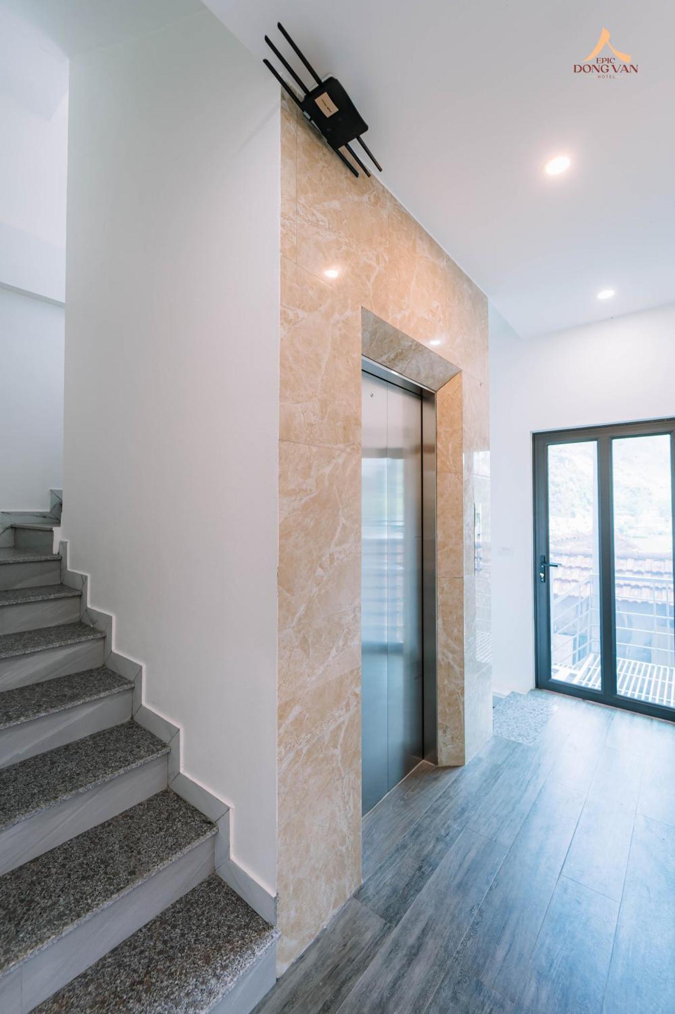 Epic Dong Van Hotel Ngoại thất bức ảnh